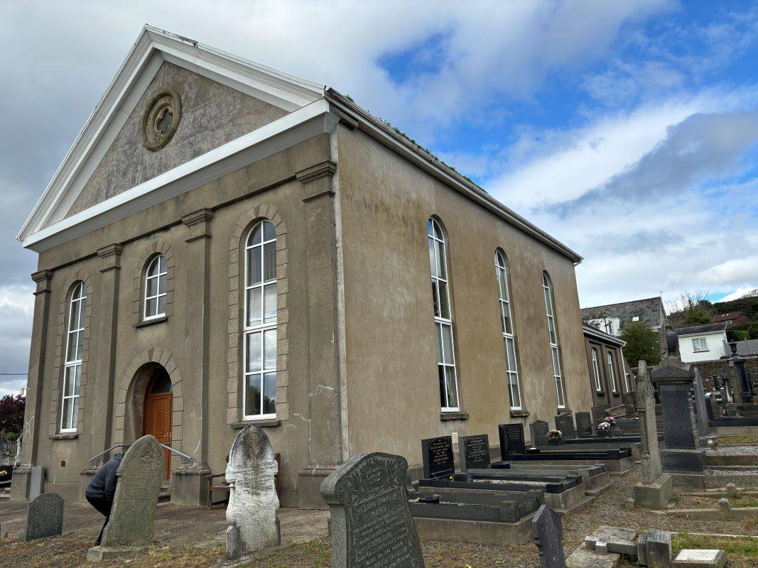 Bethel Chapel Gwscwm Road, Burry Port, Carmarthenshire, SA16 0YU