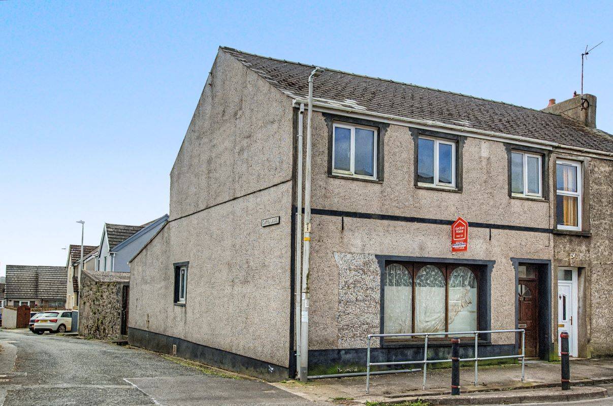 25 Military Road Pennar, Pembroke Dock, Pembrokeshire, SA72 6SH