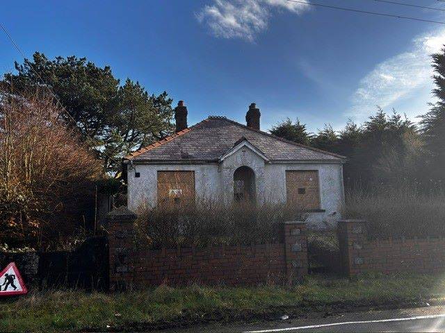 Penmount Trimsaran, Kidwelly, Carmarthenshire, SA17 4EY