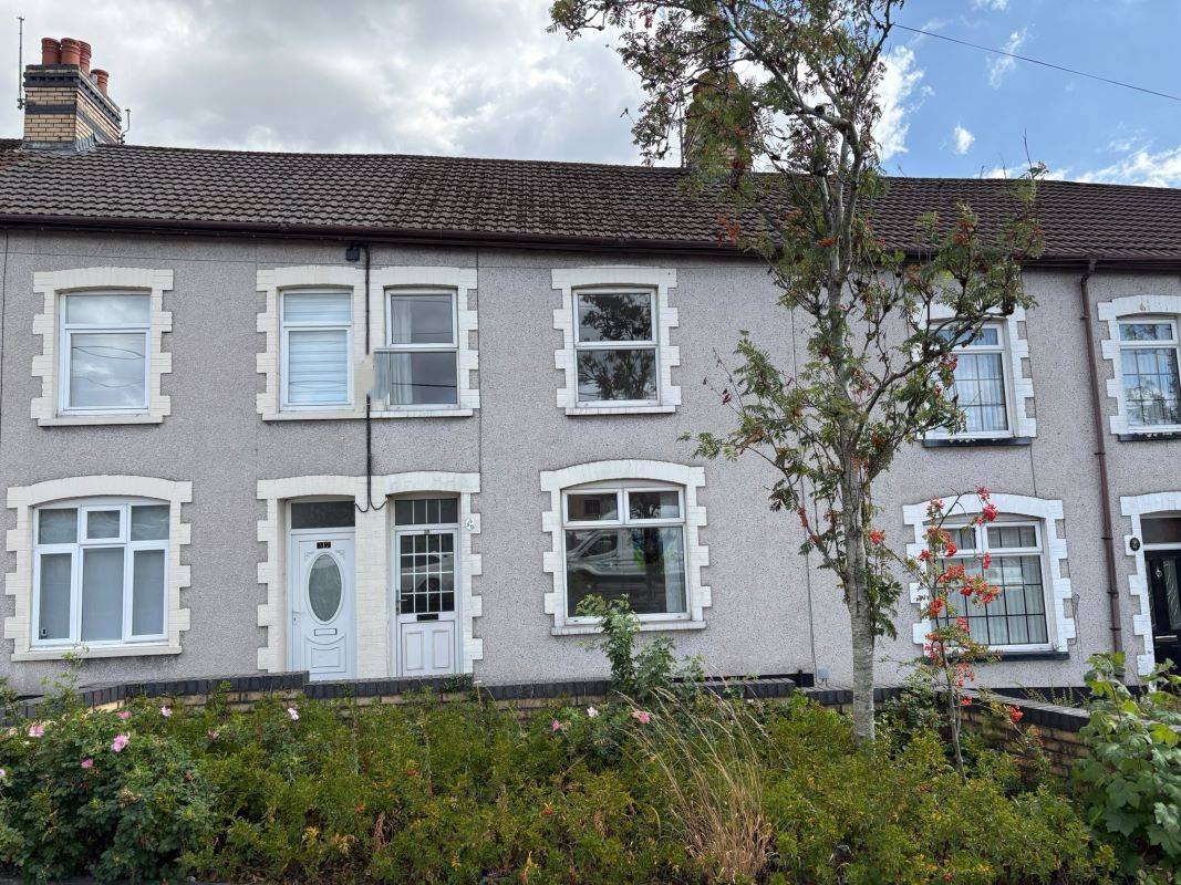 39 Pwllglas Road Cefn Fforest, Blackwood, Caerphilly, NP12 3NE