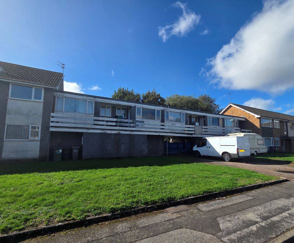 41 Tudor Court, Tipton, West Midlands, DY4 8UX