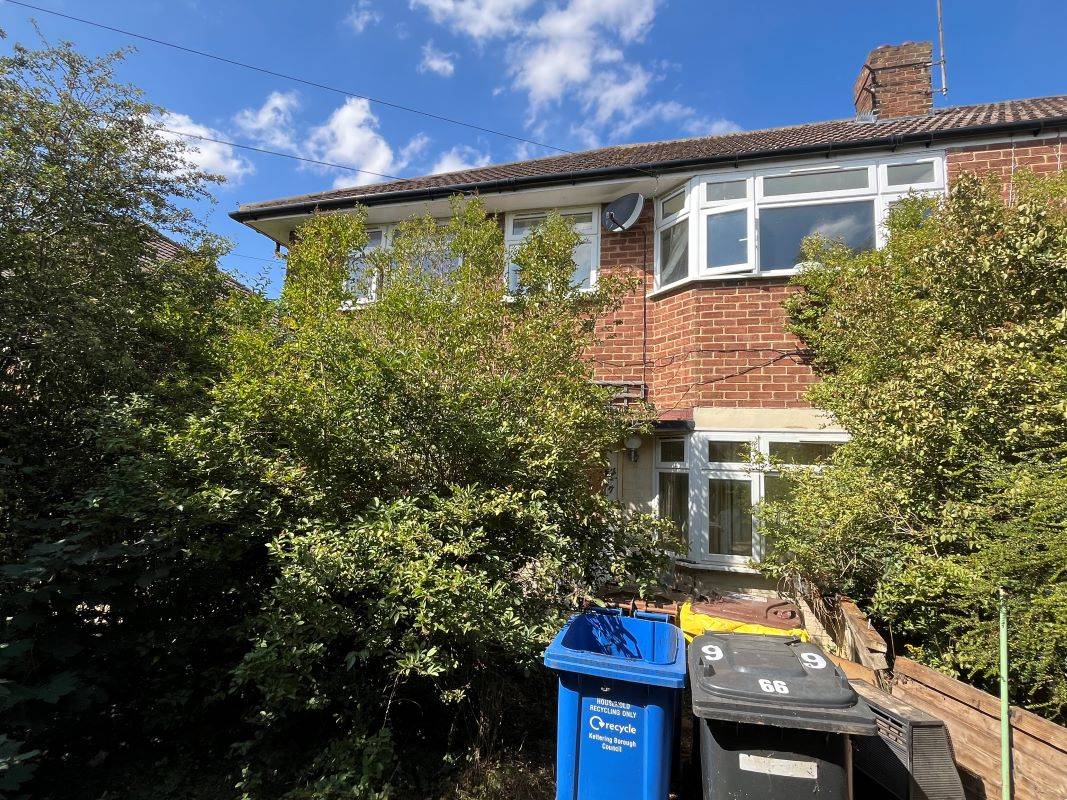 66 Finedon Road, Burton Latimer, Kettering, Northamptonshire, NN15 5QB