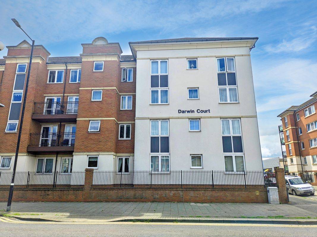 Flat 51 Darwin Court, Harold Road, Margate, Kent, CT9 2JX