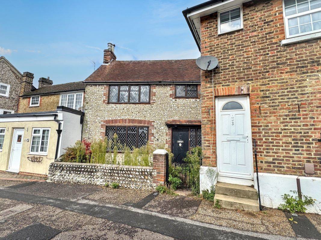 4 Motcombe Lane, Eastbourne, East Sussex, BN21 1PS