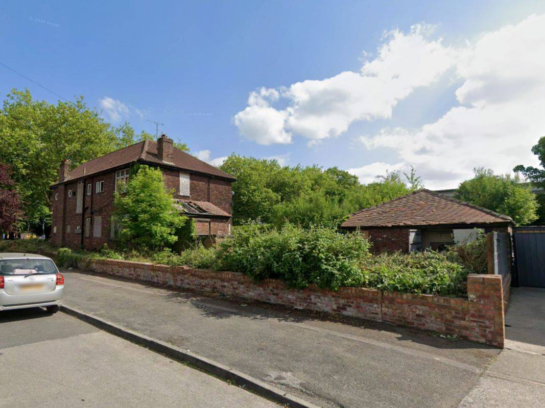 72 Errwood Road, Manchester, Lancashire, M19 2QH