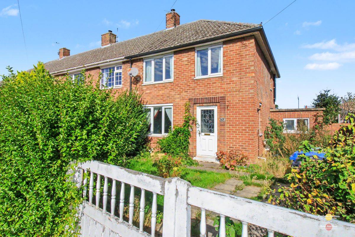 82 Southwold Crescent, Grimsby, South Humberside, DN33 3AH