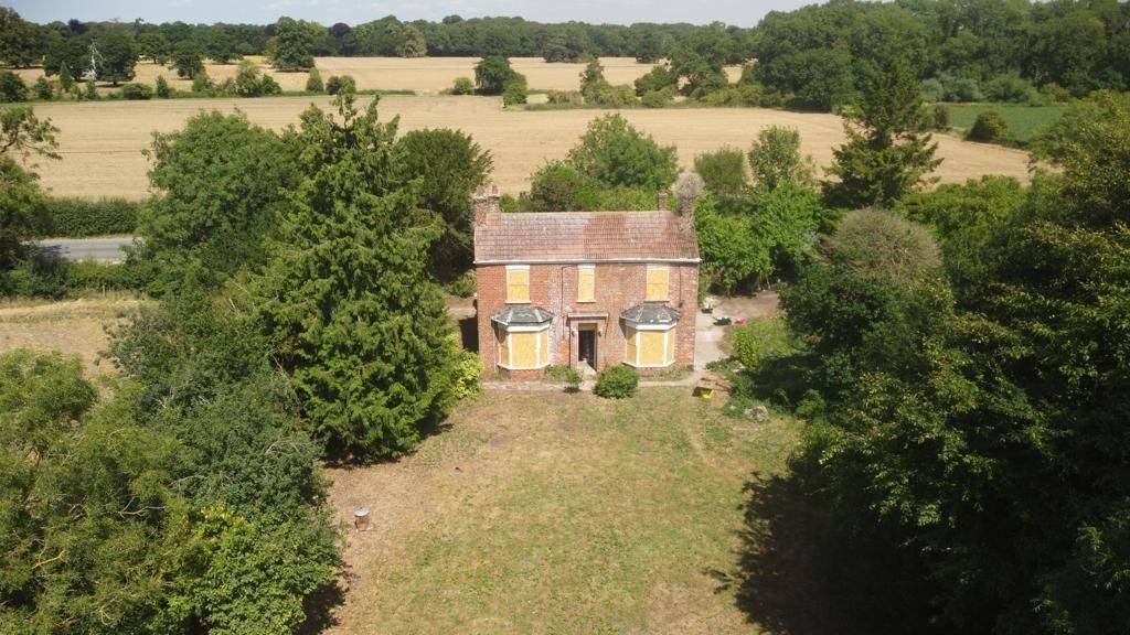 Elm Croft, Brigg Road, Scawby, Brigg, South Humberside, DN20 9AB