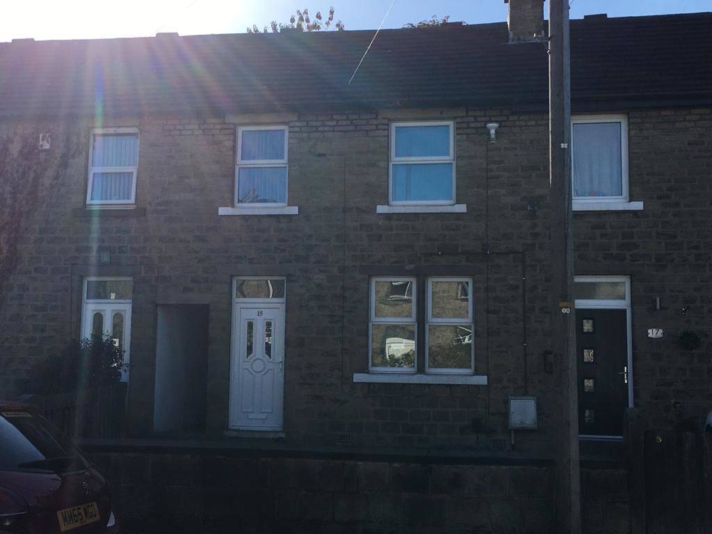 15 Brackenhall Road, Huddersfield, West Yorkshire, HD2 1EU