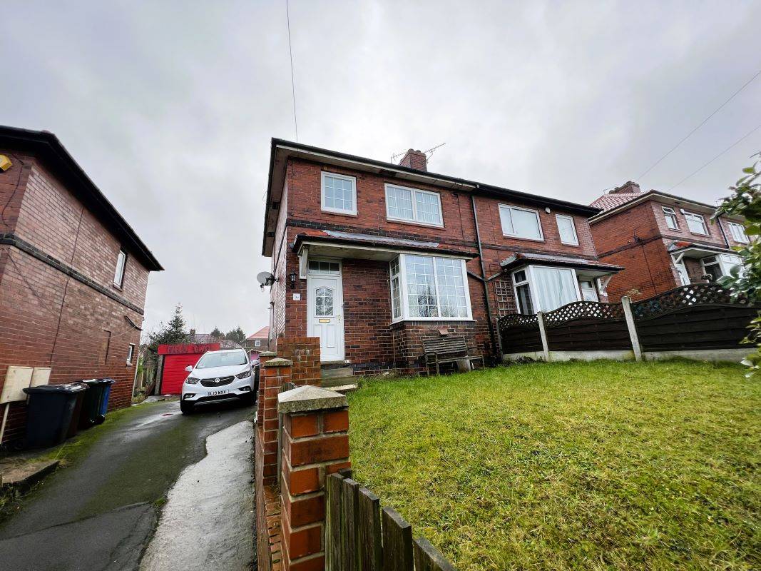 54 Hawshaw Lane Hoyland, Barnsley, South Yorkshire, S74 0HA