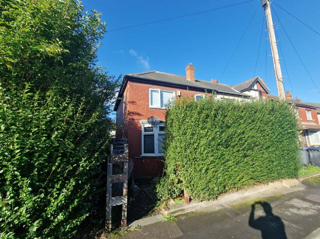 20 Kings Crescent Edlington, Doncaster, South Yorkshire, DN12 1BD