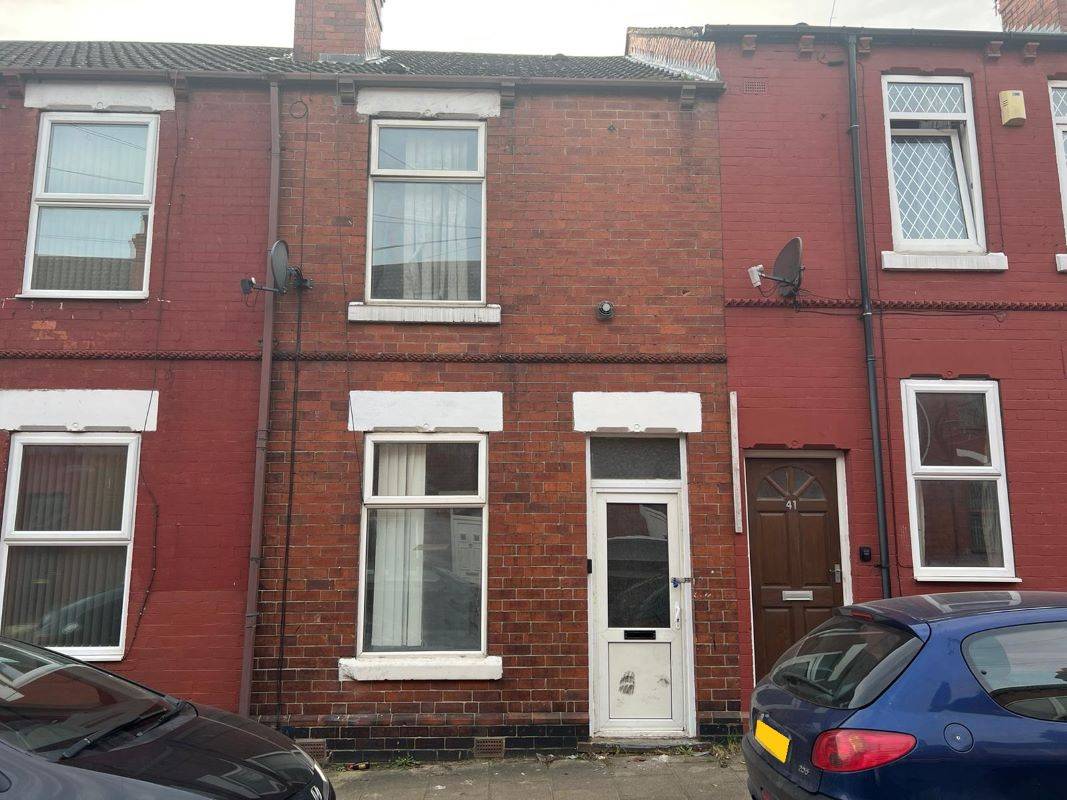 39 West Street, Hemsworth, Pontefract, West Yorkshire, WF9 4QN