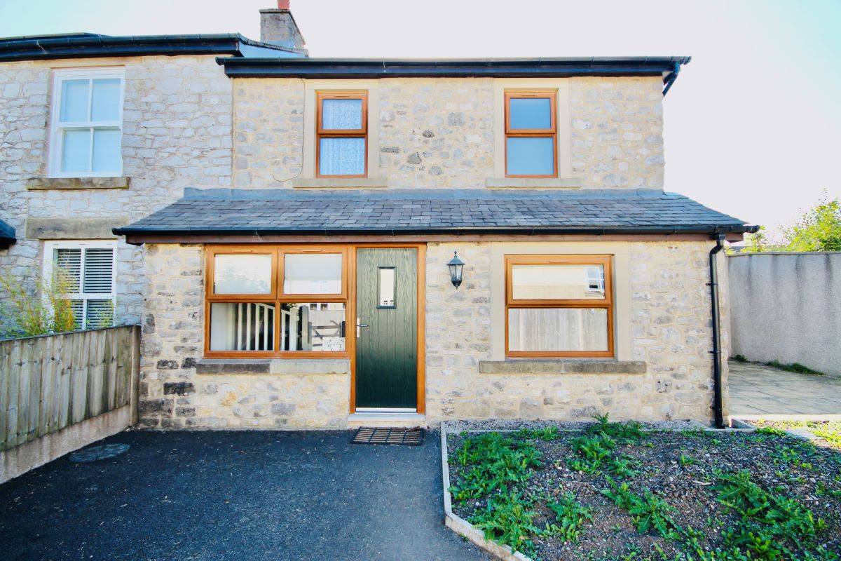 Garden House Cottage, Garden House Cottage Tongue Lane, Buxton, Derbyshire, SK17 7PA