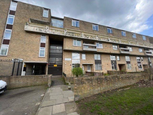 138 Waterloo Walk, Washington, Tyne And Wear, NE37 3EL
