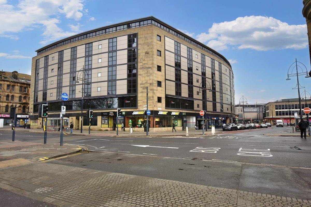 Apartment 418 Landmark House, 11 Broadway, Bradford, West Yorkshire, BD1 1JB