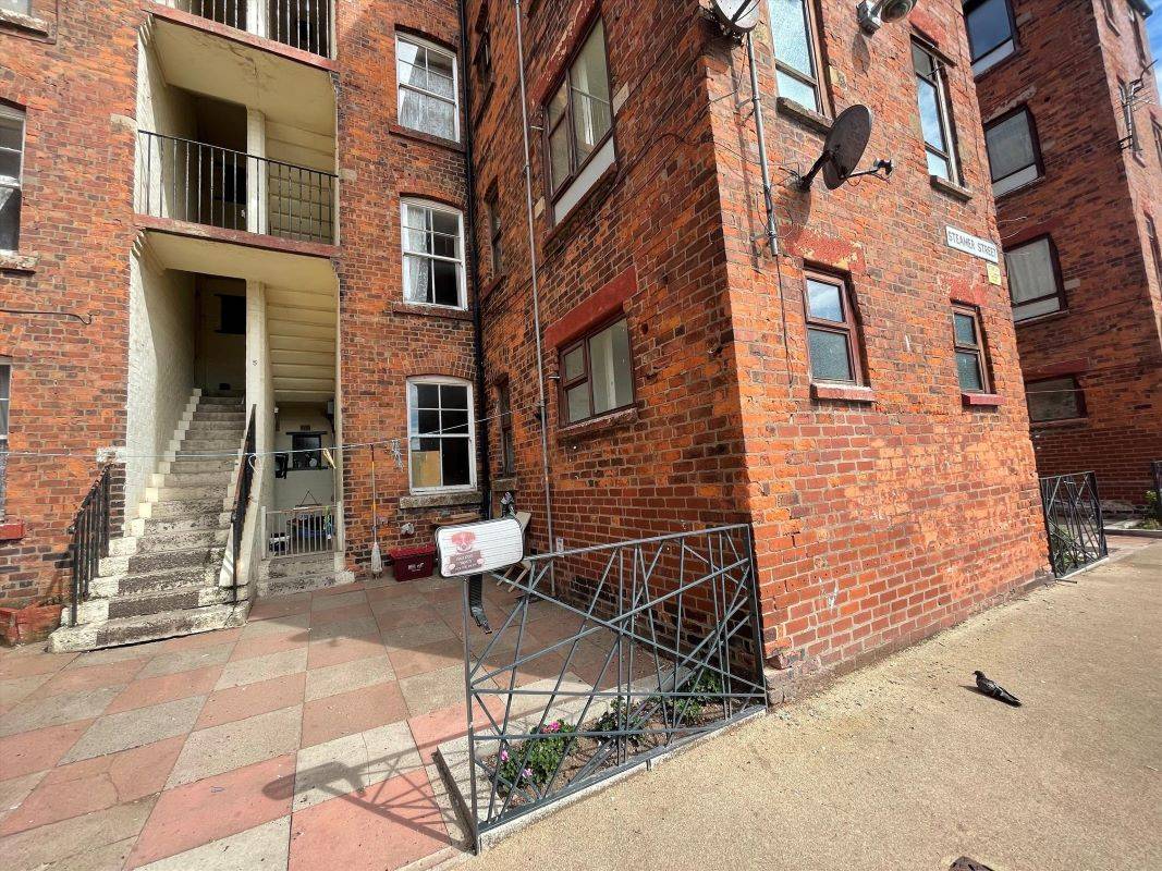 5B Steamer Street, Barrow-in-Furness, Cumbria, LA14 2SG