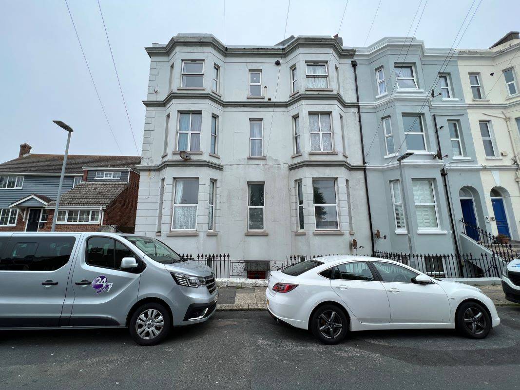 Flat 1, 9 Blomfield Road, St. Leonards-on-Sea, East Sussex, TN37 6HH