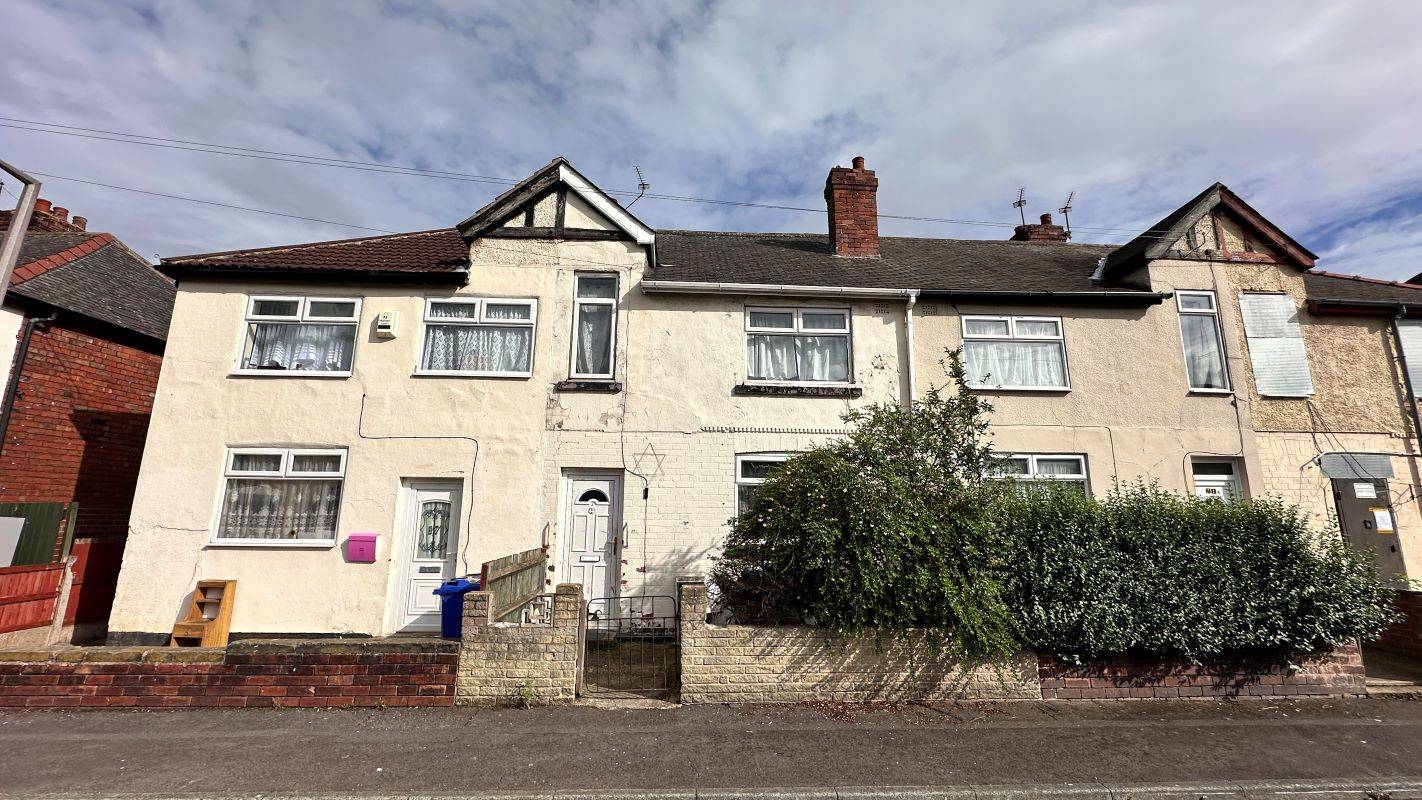 19 Dukes Crescent, Edlington, Doncaster, South Yorkshire, DN12 1AZ