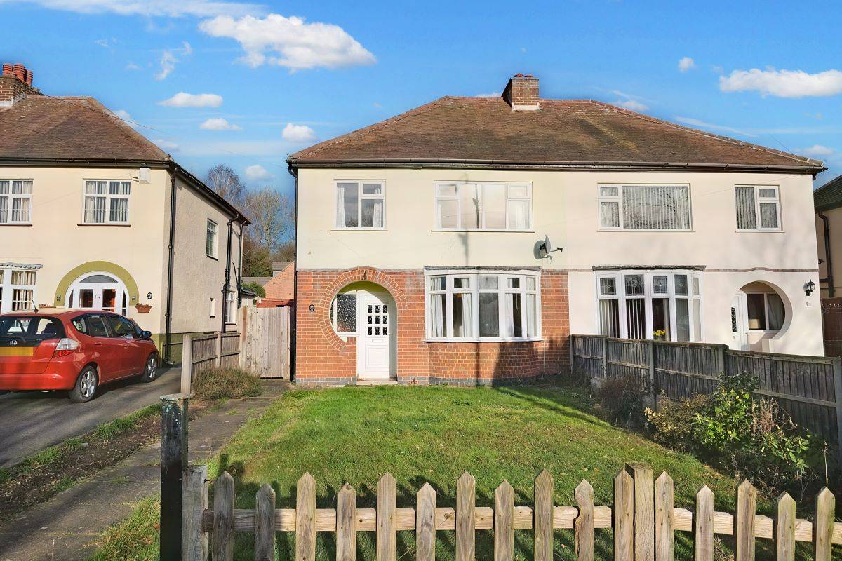 32 Burton Road Measham, Swadlincote, Derbyshire, DE12 7NH