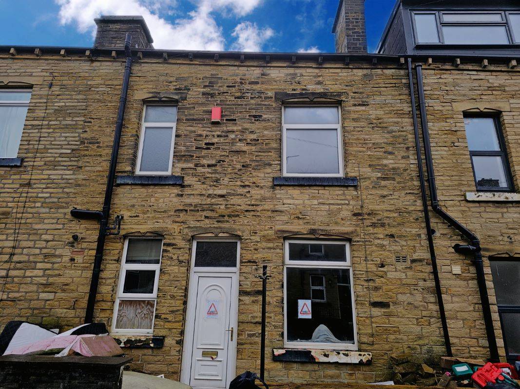 33 Knight Street, Halifax, West Yorkshire, HX1 3QE