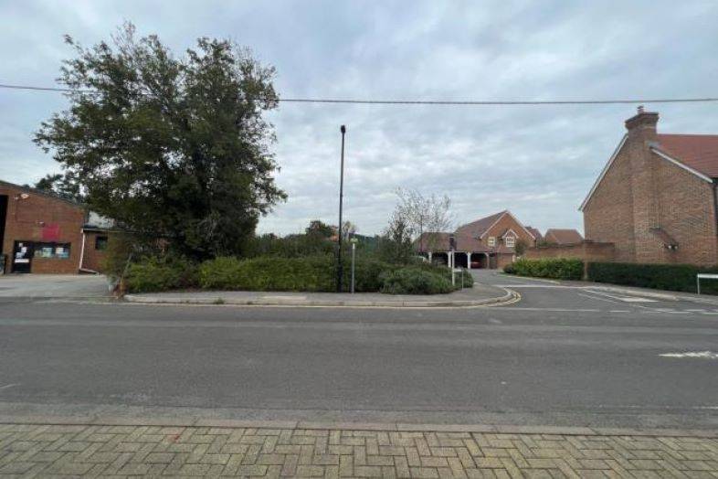28 X Parcels of Land, Yateley, Hampshire, GU46 6YG