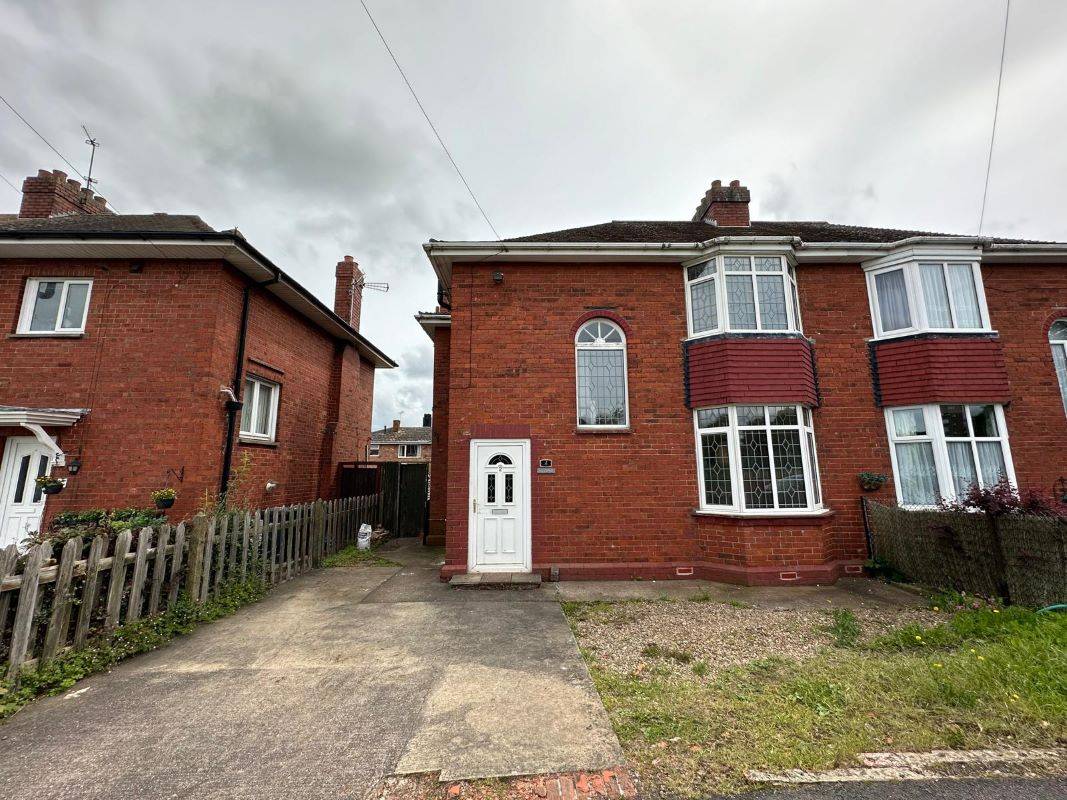 2 Greetwell Close, Lincoln, Lincolnshire, LN2 4BA