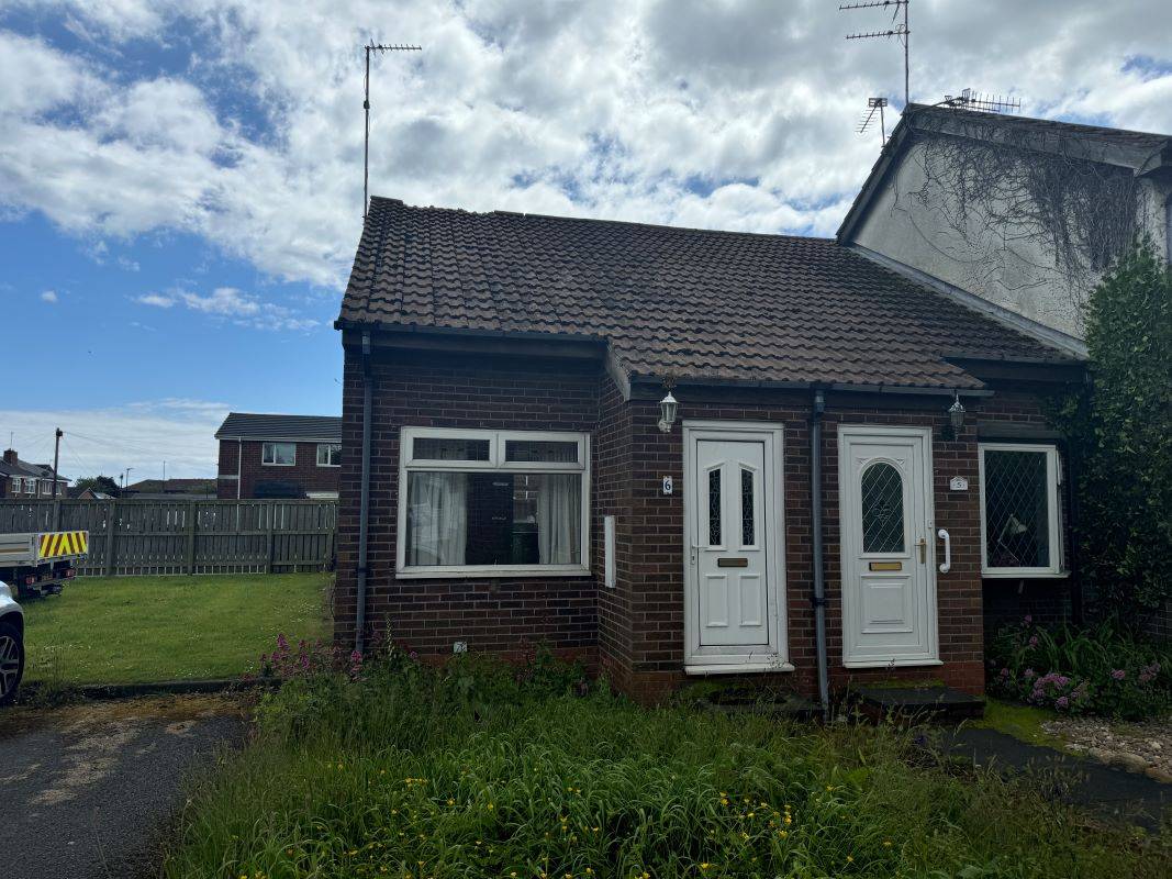 6 Burlington Close, Sunderland, Tyne and Wear, SR2 8AW
