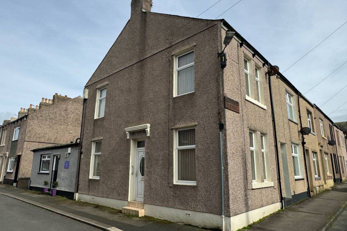 2 James Street, Maryport, Cumbria, CA15 7NU