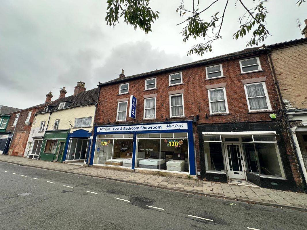 Mixed Use Premises Church Street, Gainsborough, Lincolnshire, DN21 2JR