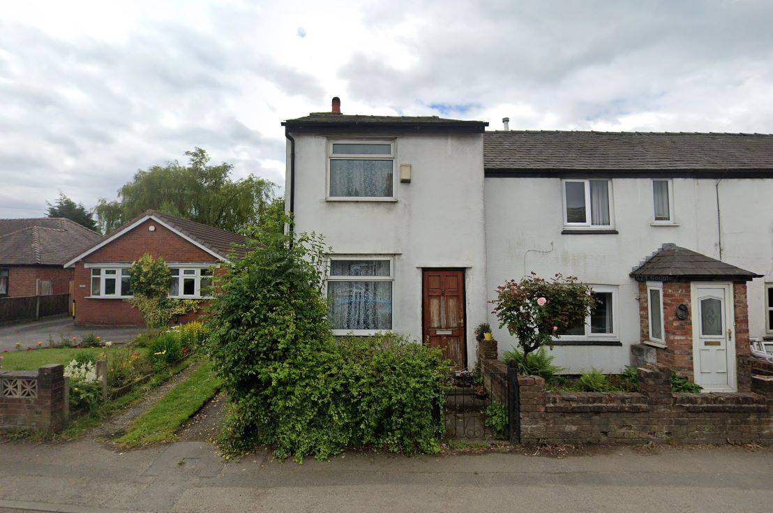 8 Kenyon Lane Kenyon Lane, Lowton, Cheshire, WA3 1LJ