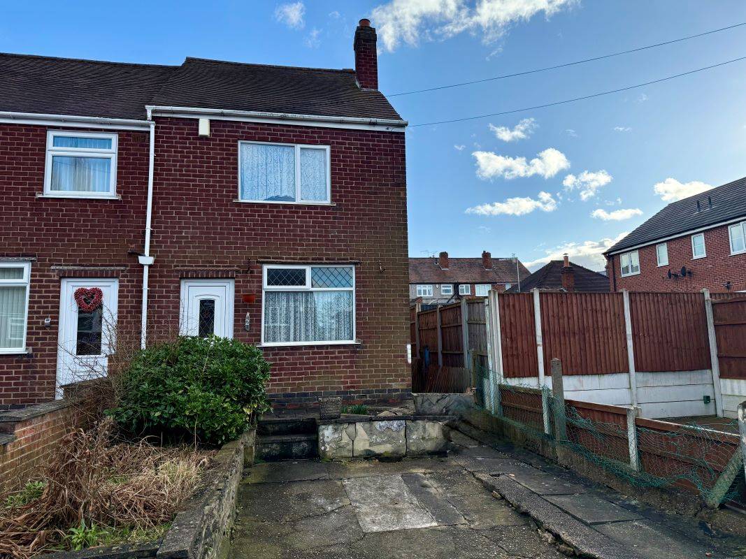 2 Elmsfield Avenue, Heanor, Derbyshire, DE75 7BD
