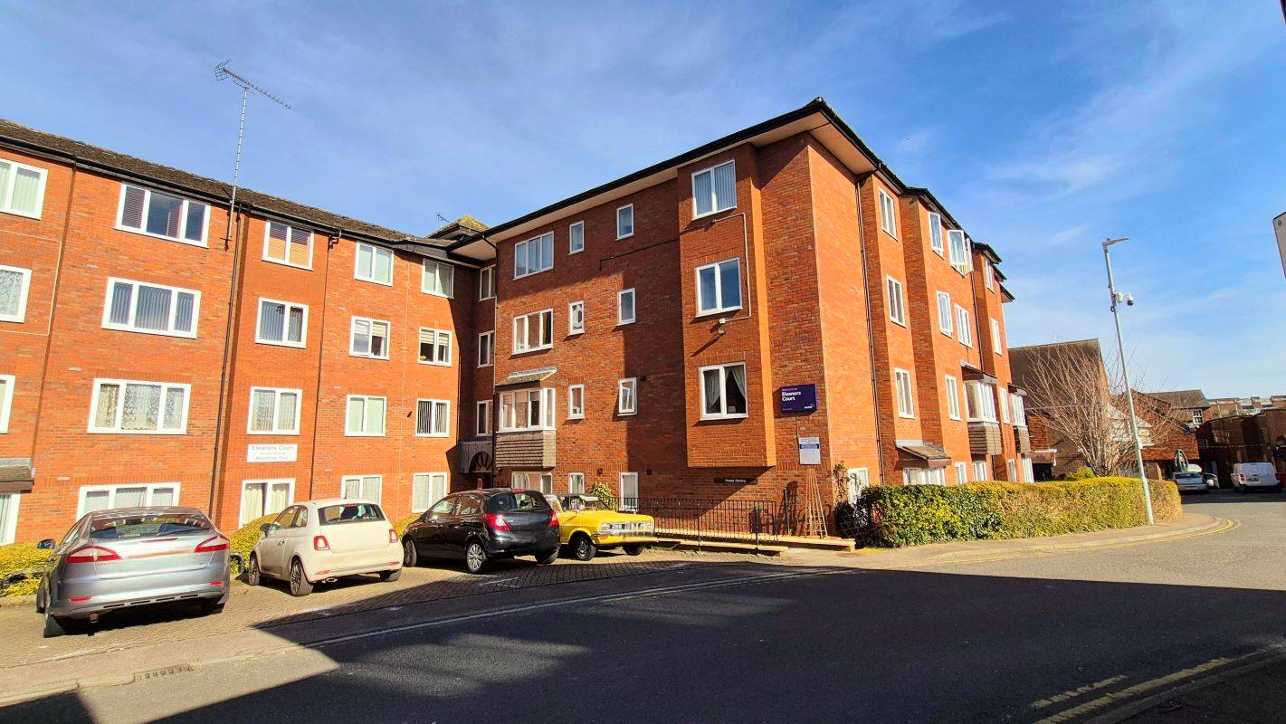 Flat 33 Eleanors Court, Dunstable, Bedfordshire, LU6 1SB