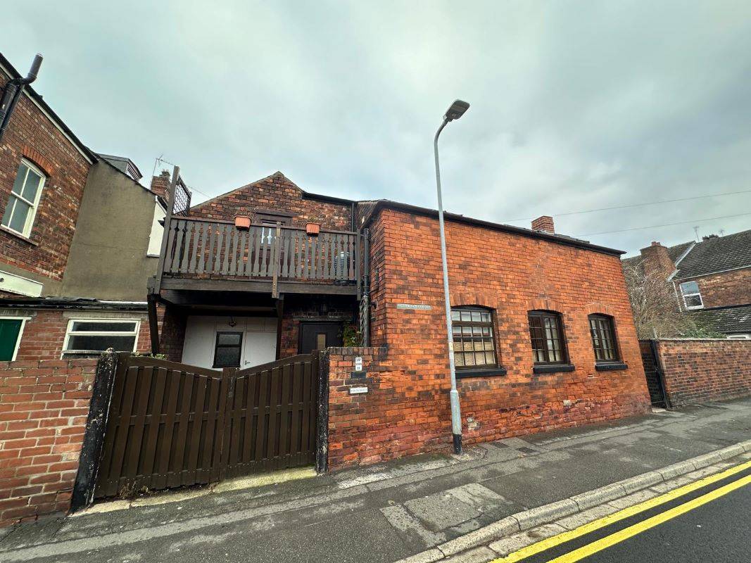 The Old Bakery 38A Winn Street, Lincoln, Lincolnshire, LN2 5EN