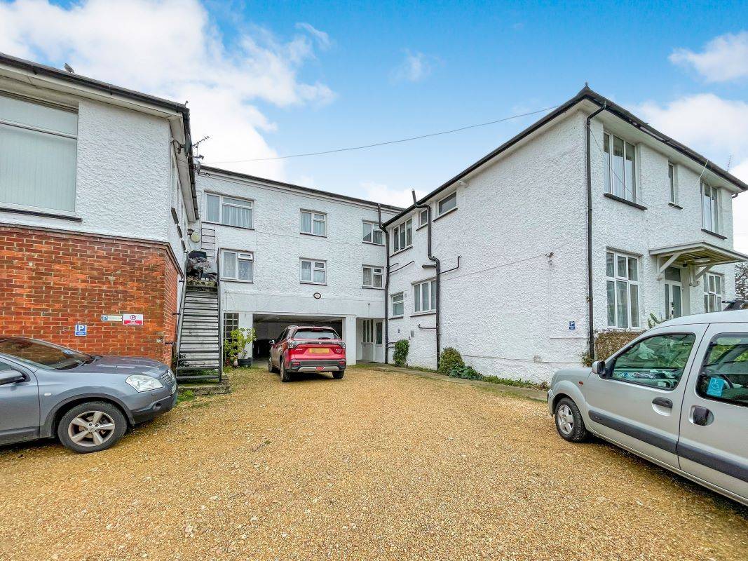 Flat 6 Wroxall House, High Street, Wroxall, Ventnor, Isle Of Wight, PO38 3BH