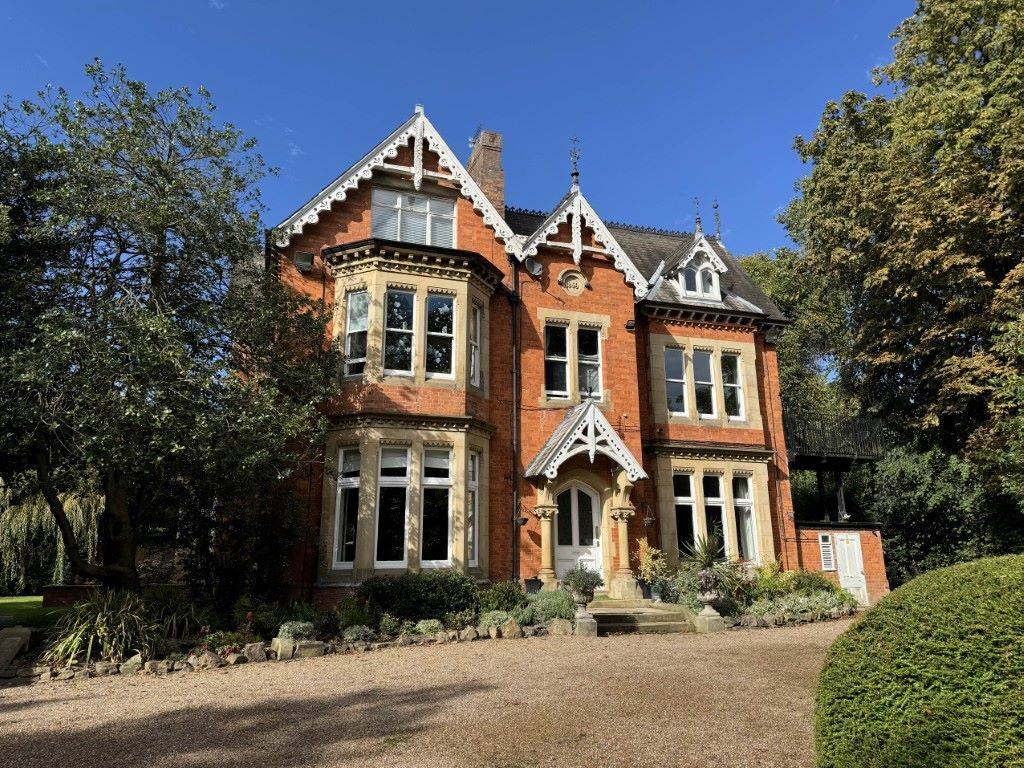 5 Mentone House, Westhill, Hessle, East Yorkshire, HU13 0ER