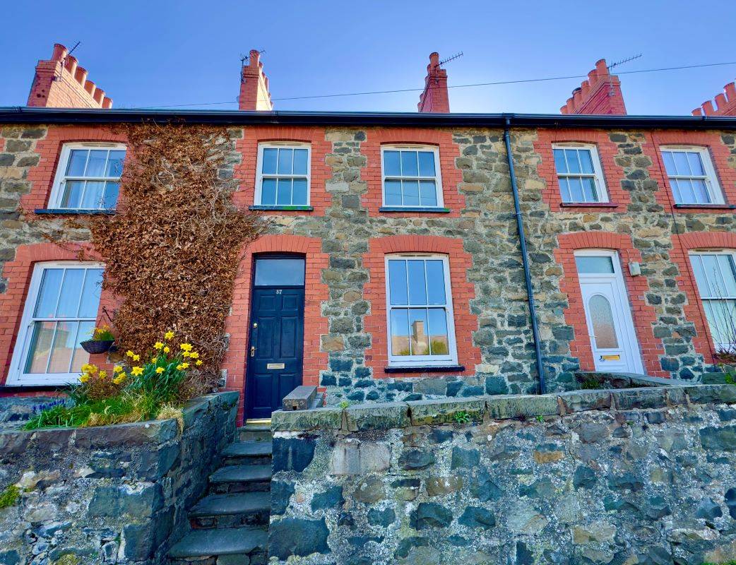 37 Water Street, Penmaenmawr, Gwynedd, LL34 6PB