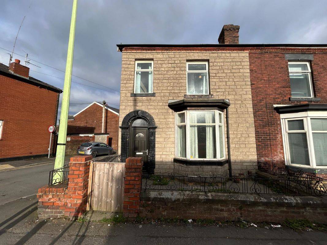 12 Eaves Lane, Chorley, Lancashire, PR6 0PY