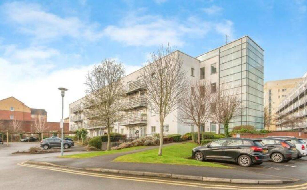 Anchor Point Apartment 323 Bramall Lane, Sheffield, South Yorkshire, S2 4RR