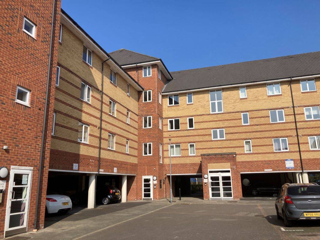 Flat 22 Scotney Gardens, Maidstone, Kent, ME16 0GR
