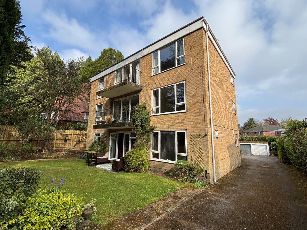 Flat 1 Stanley Court, Poole, Dorset, BH12 1EJ