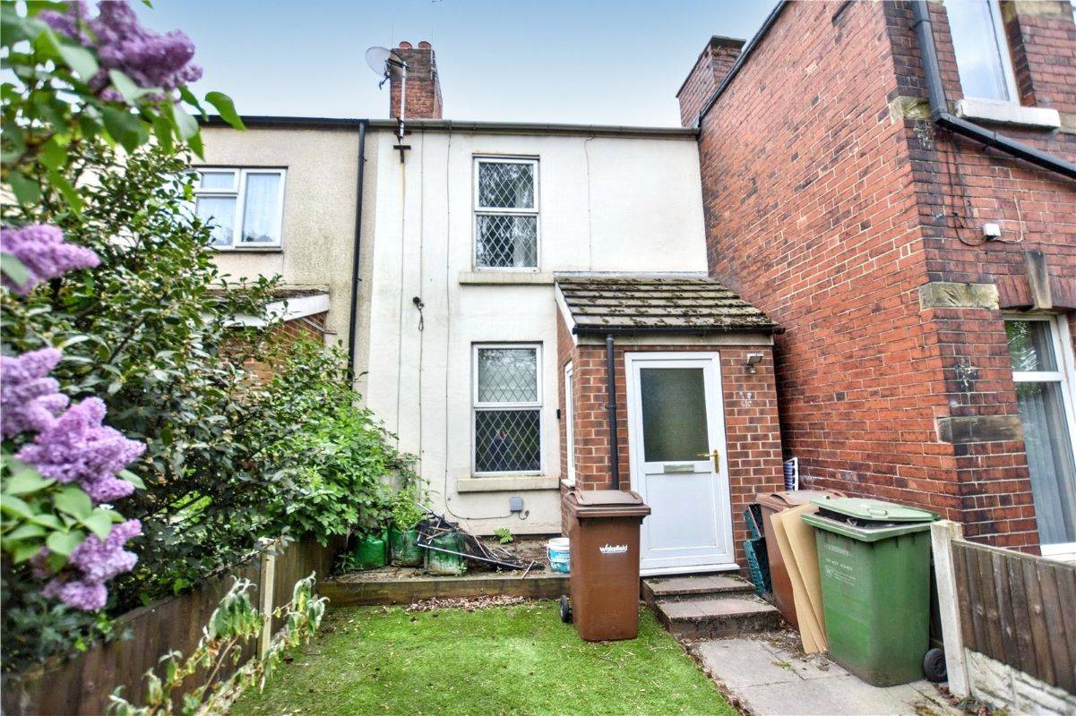 100 Barnsley Road, South Kirkby, Pontefract, West Yorkshire, WF9 3BH