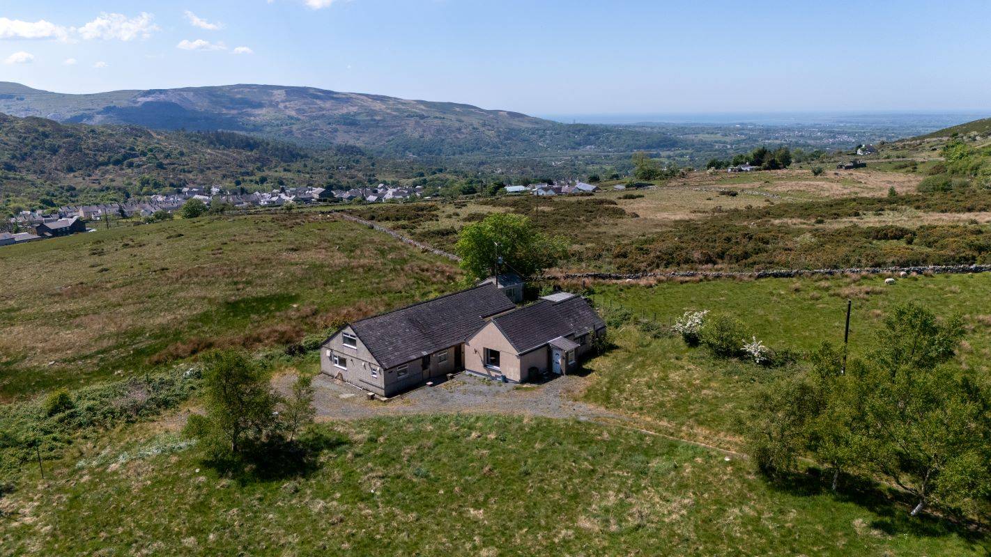 Ffridd Elen & Y Llety Deiniolen, Caernarfon, Gwynedd, LL55 3LU