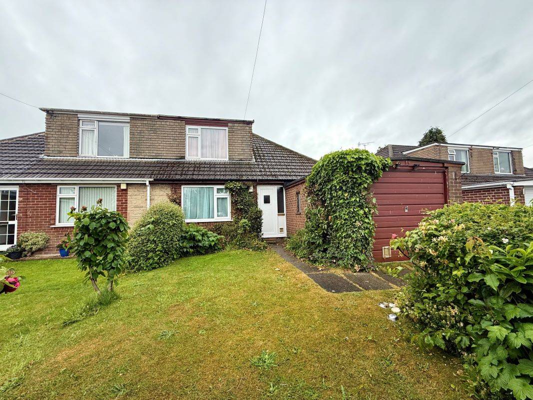 15 Melbourne Avenue Aston, Sheffield, South Yorkshire, S26 2BW