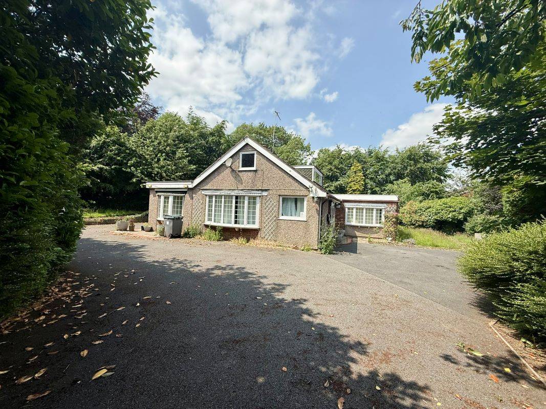 53 Westonview Avenue, Stoke-On-Trent, Staffordshire, ST3 5DJ