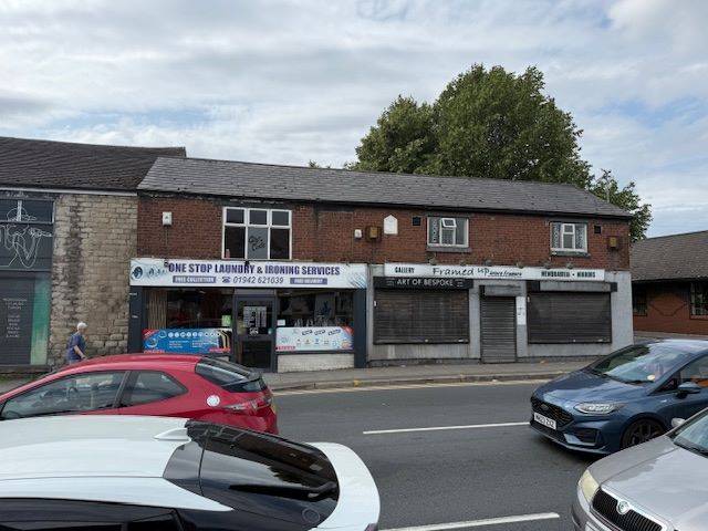 832 - 834 Ormskirk Road Pemberton, Wigan, Lancashire, WN5 8EX