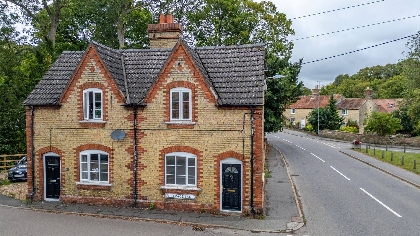 25 Vicarage Lane Welton, Lincoln, Lincolnshire, LN2 3JG