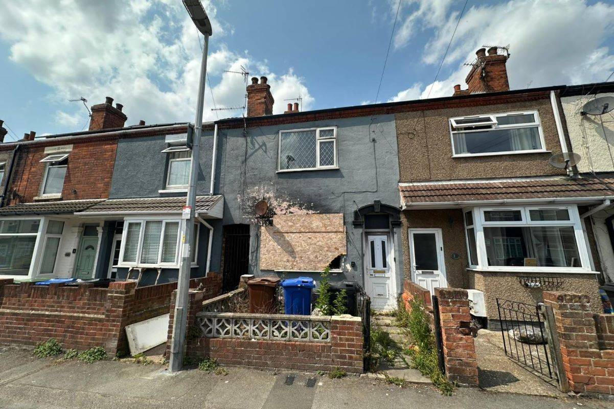 69 Neville Street, Cleethorpes, South Humberside, DN35 7PZ