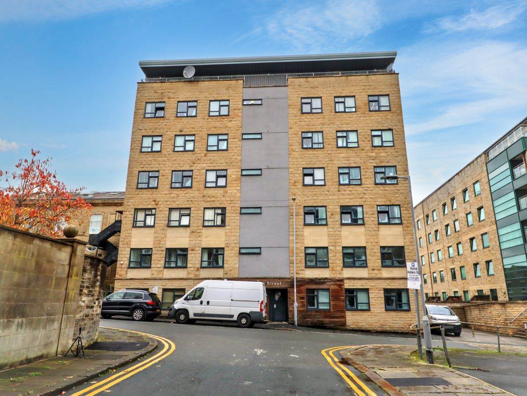 Apt 3 7 Stone Street, Bradford, West Yorkshire, BD1 4QL