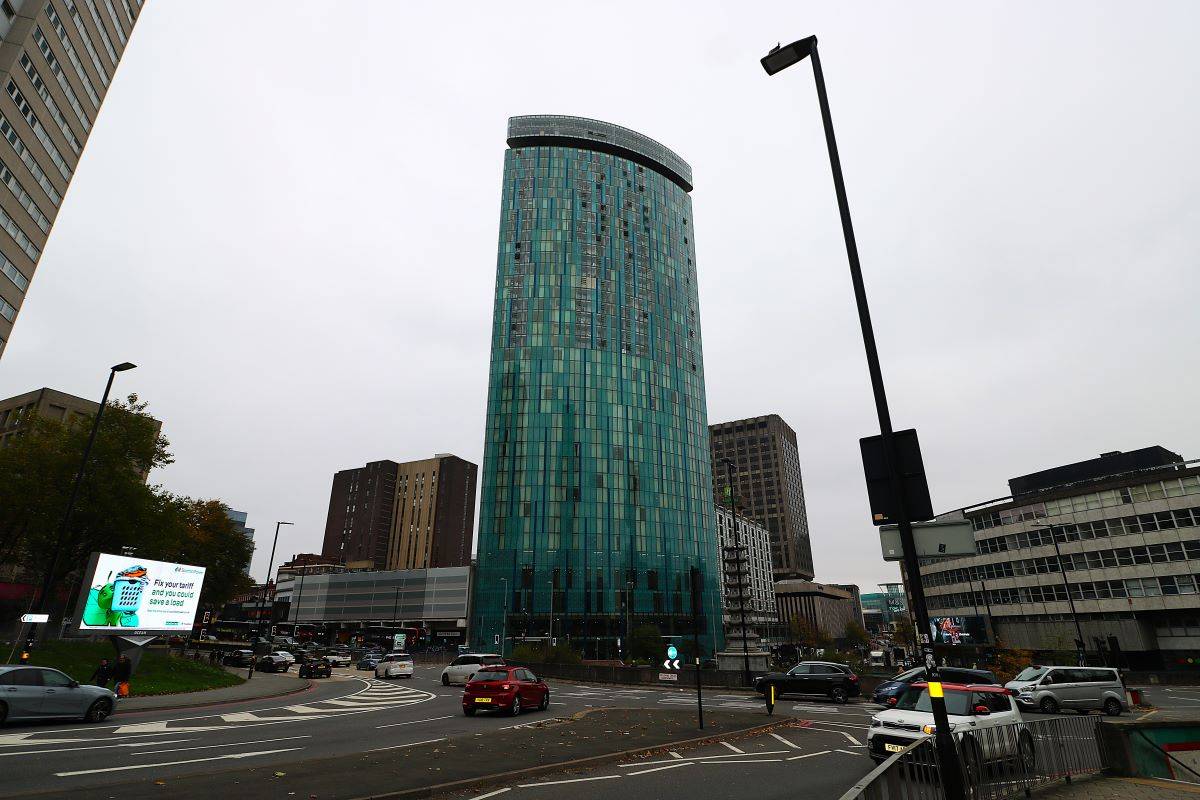 Apartment 2902 10 Holloway Circus Queensway, Birmingham, West Midlands, B1 1BY