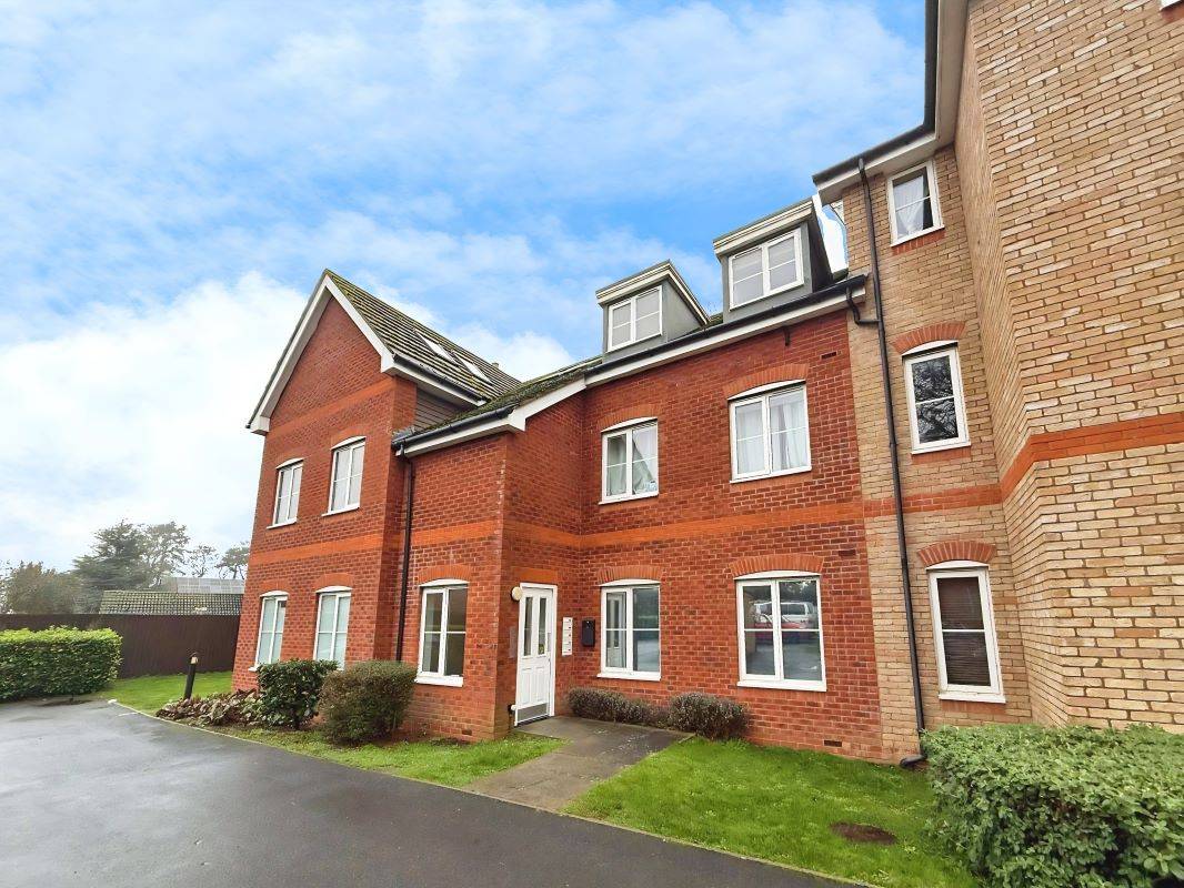 42 Daneholme Close, Daventry, Northamptonshire, NN11 0PN
