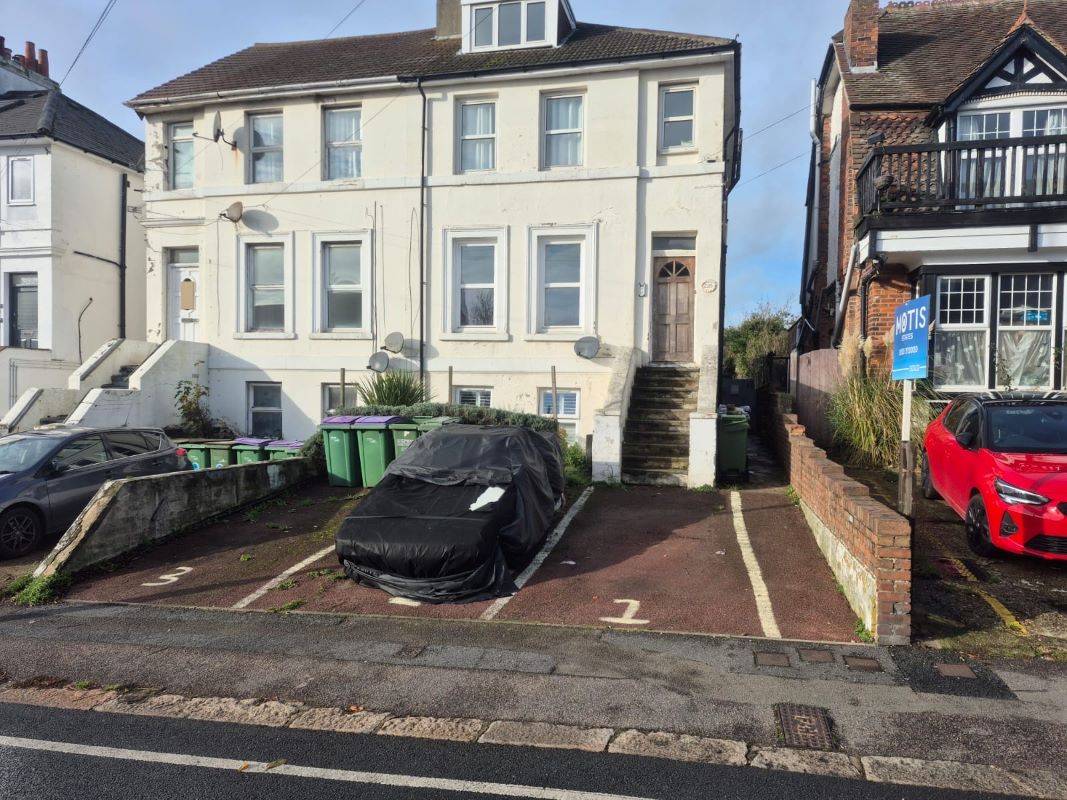 Ground Floor Flat 225 Dover Road, Folkestone, Kent, CT19 6NH